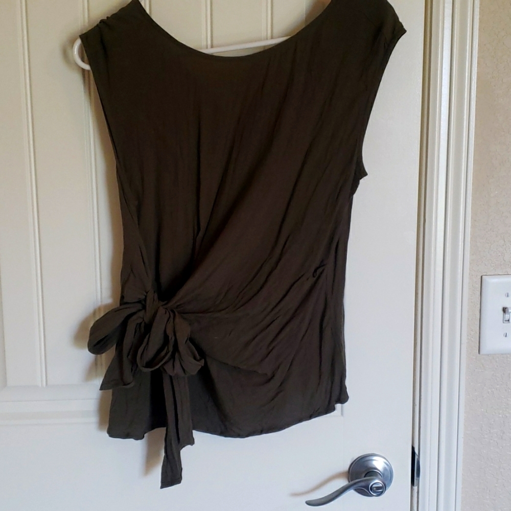 Olive medium express blouse